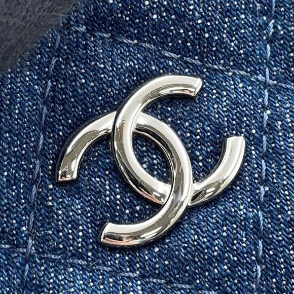 CHANEL Matelasse ChainShoulder Bag Denim Navy - Picture 8 of 11